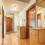 Three-Bedroom Holiday Home In Porec Дом отдыха Пореч
