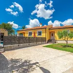 Three-Bedroom Holiday Home In Porec