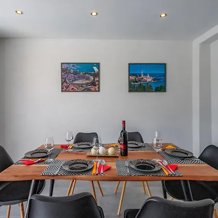 Tatil Evi Three-bedroom In *